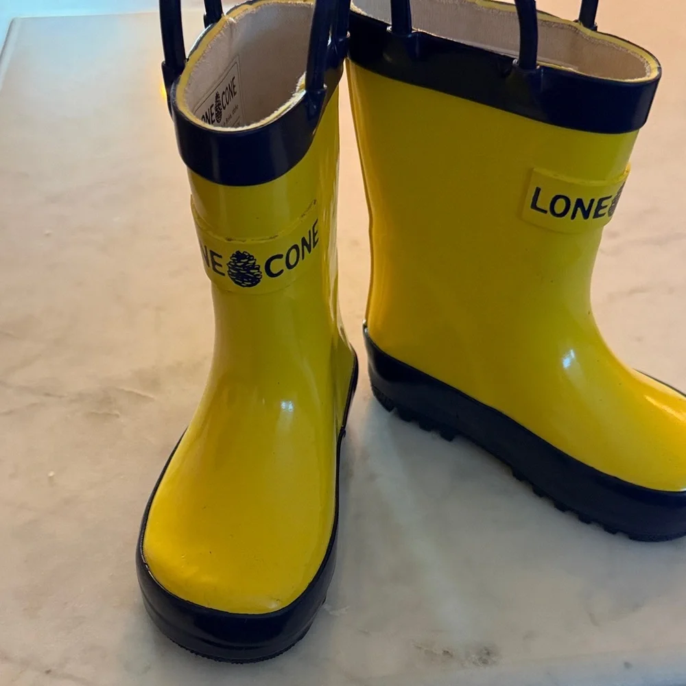 LONE CONE Yellow and Black Rain Boots‎ 4